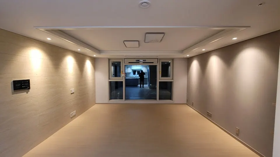꿈의숲아이파크 거실 간접조명
