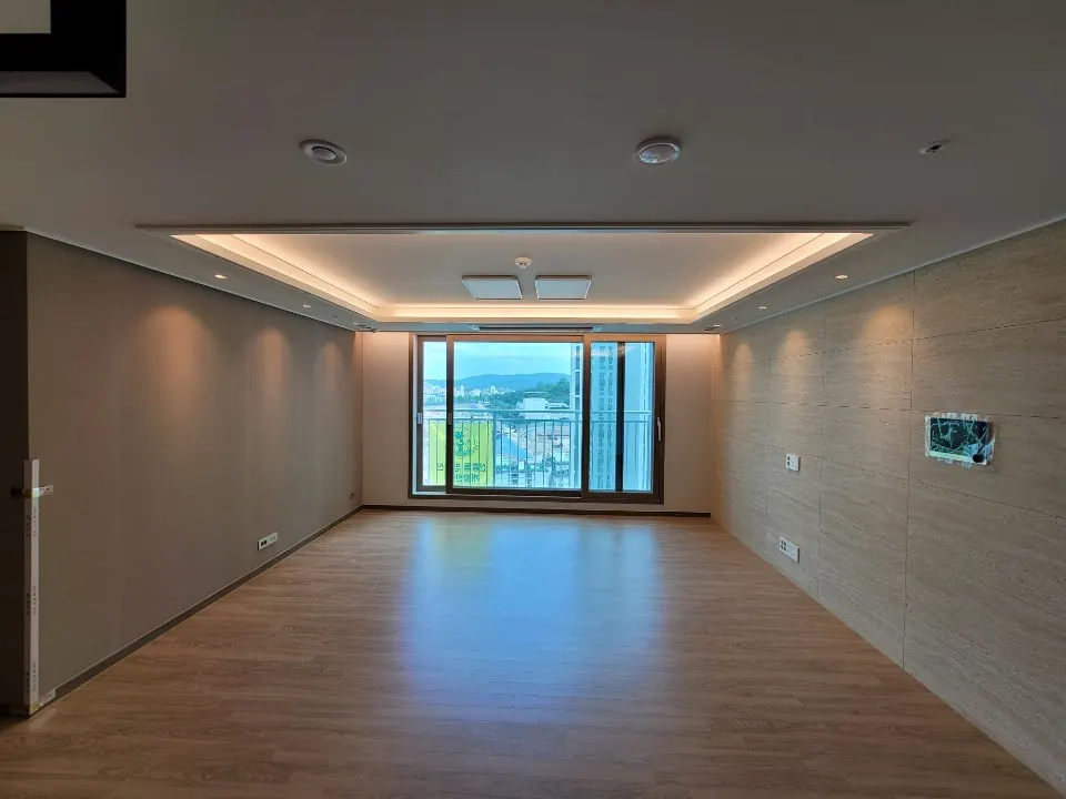 산성역포레스티아 기록 12 거실