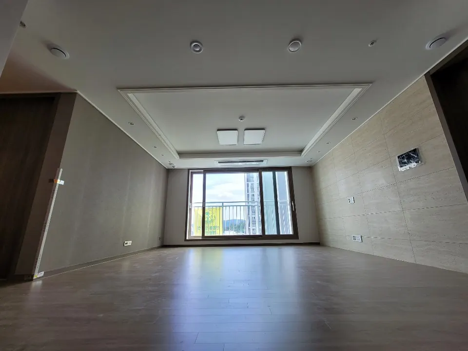 산성역포레스티아 기록 12 거실