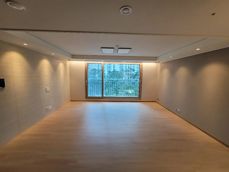 산성역포레스티아 기록 18 거실