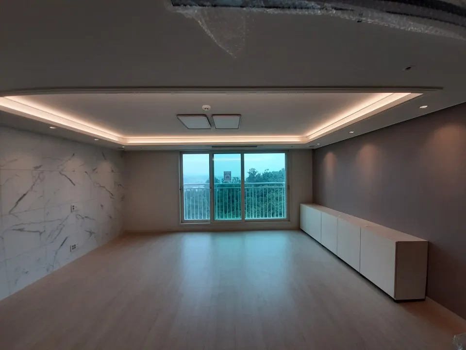 산성역포레스티아 기록 19 거실