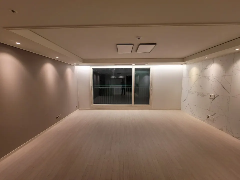 산성역포레스티아 기록 31 거실