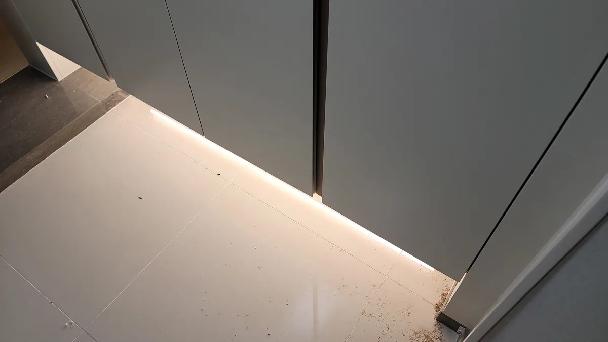병점역아이파크캐슬 현관 간접조명