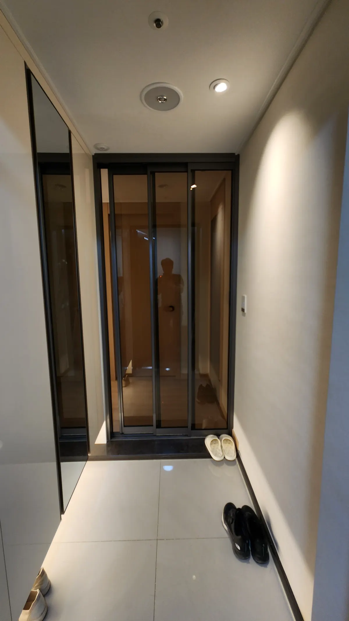 시흥센트럴헤센 현관 간접조명