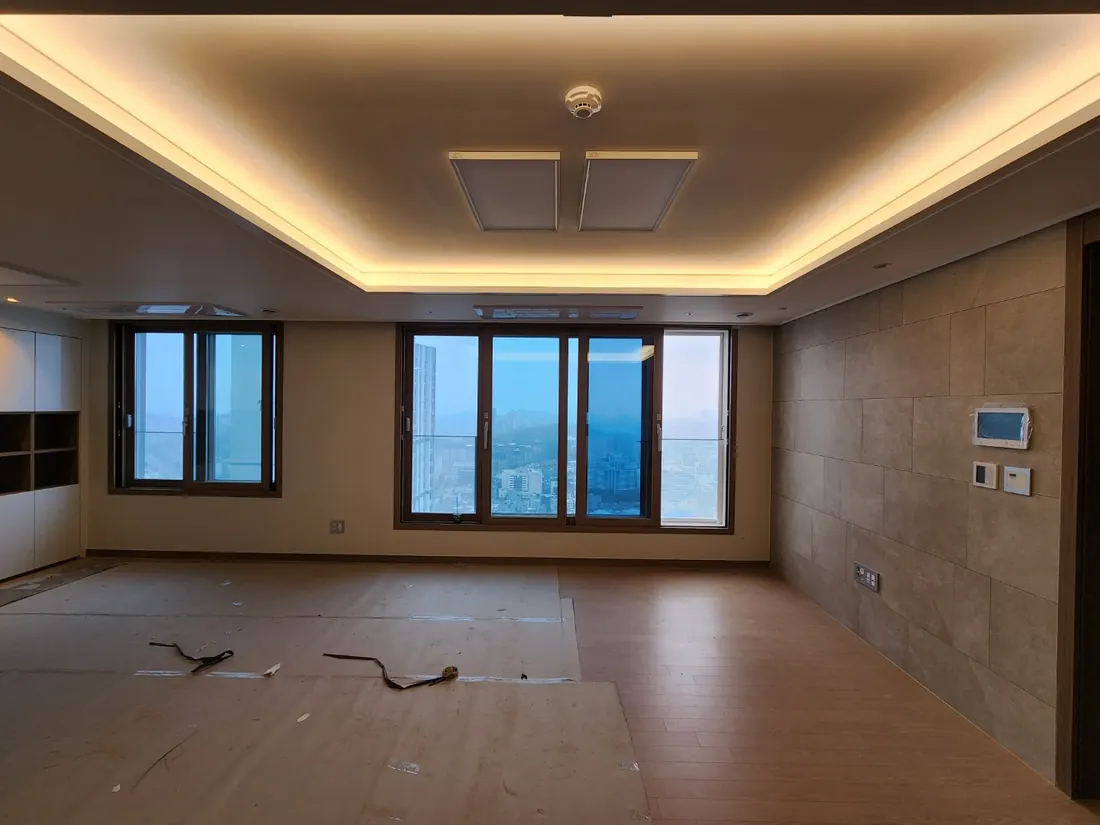 광교더샵레이크시티 기록 10 거실