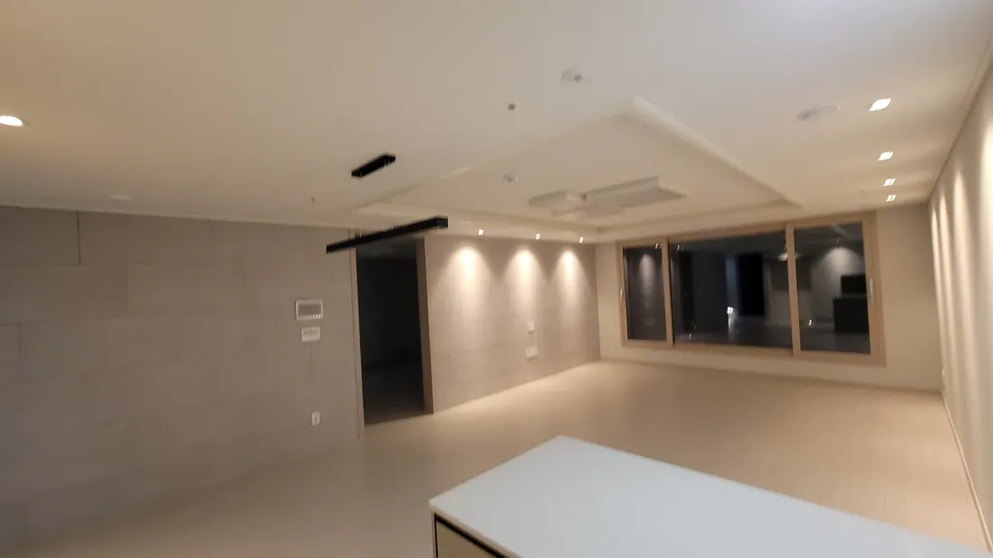 수원역푸르지오자이 기록 05 거실